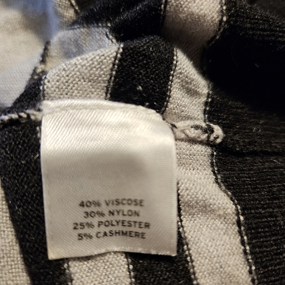 Halogen Cashmere Blend Stripe Sweater - Picture 8 of 9